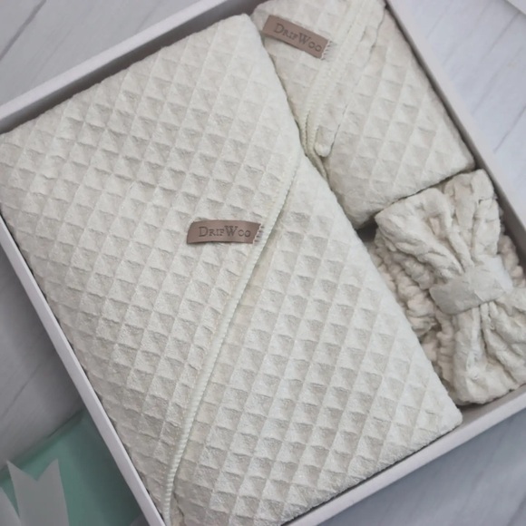 Bone Drif Woo Gift Set